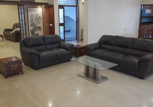 luxury 4BHK apartment in Crescent Park