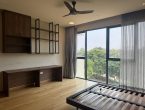 Embassy Lake Terraces Guest Bedroom